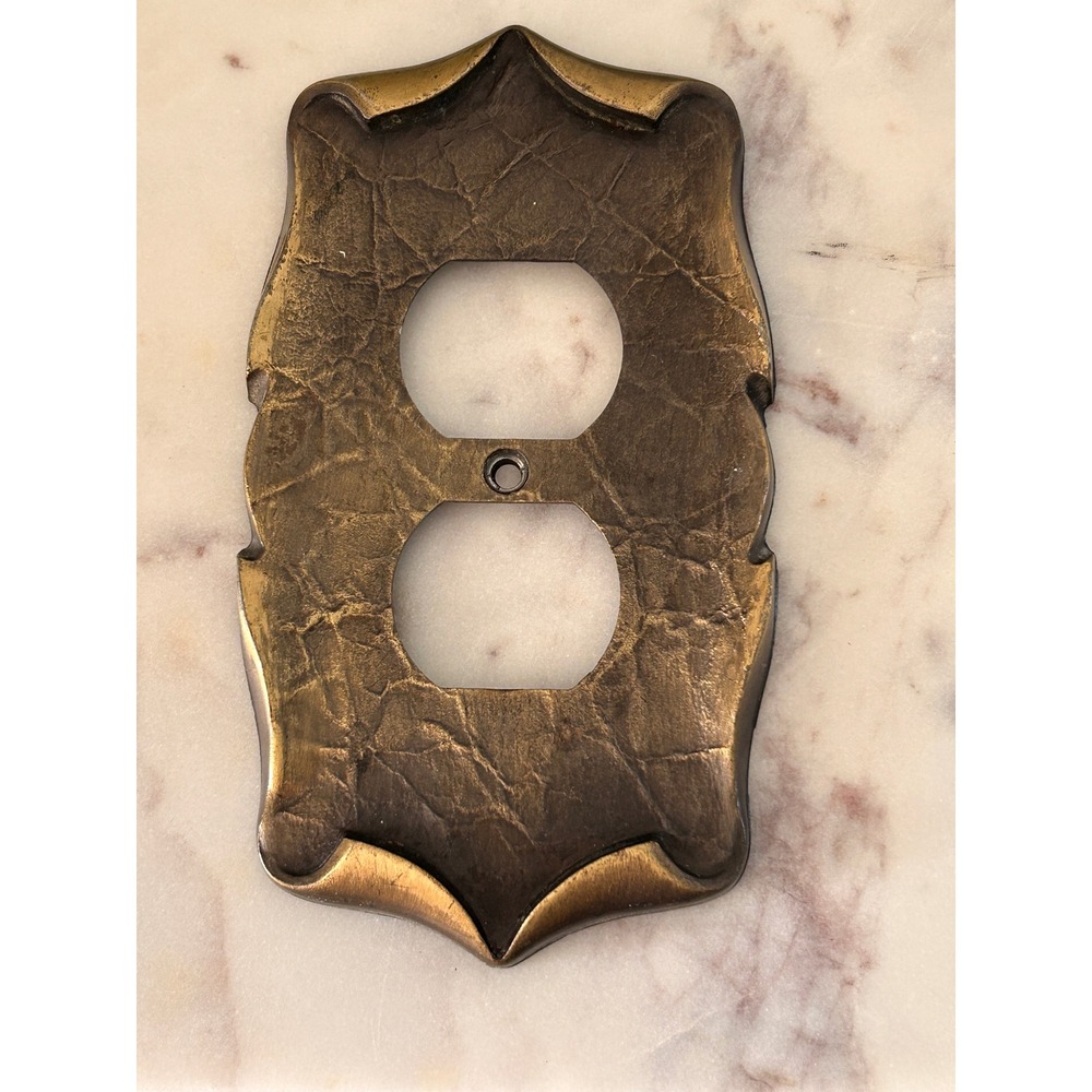 Vintage Amerock Carriage House Antique Brass Duplex Outlet Cover Plate 1970s